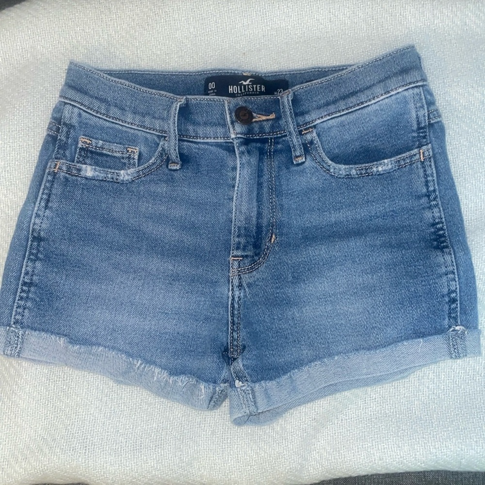 Hollister jean shorts